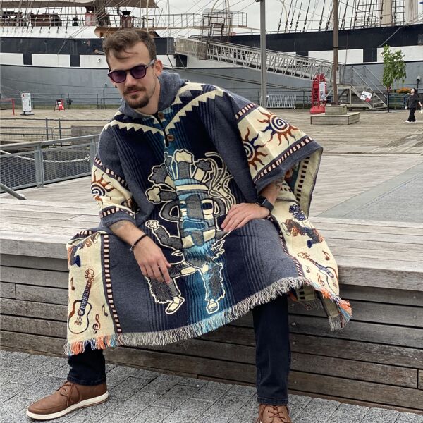 Diablo Huma Poncho Thumbnail